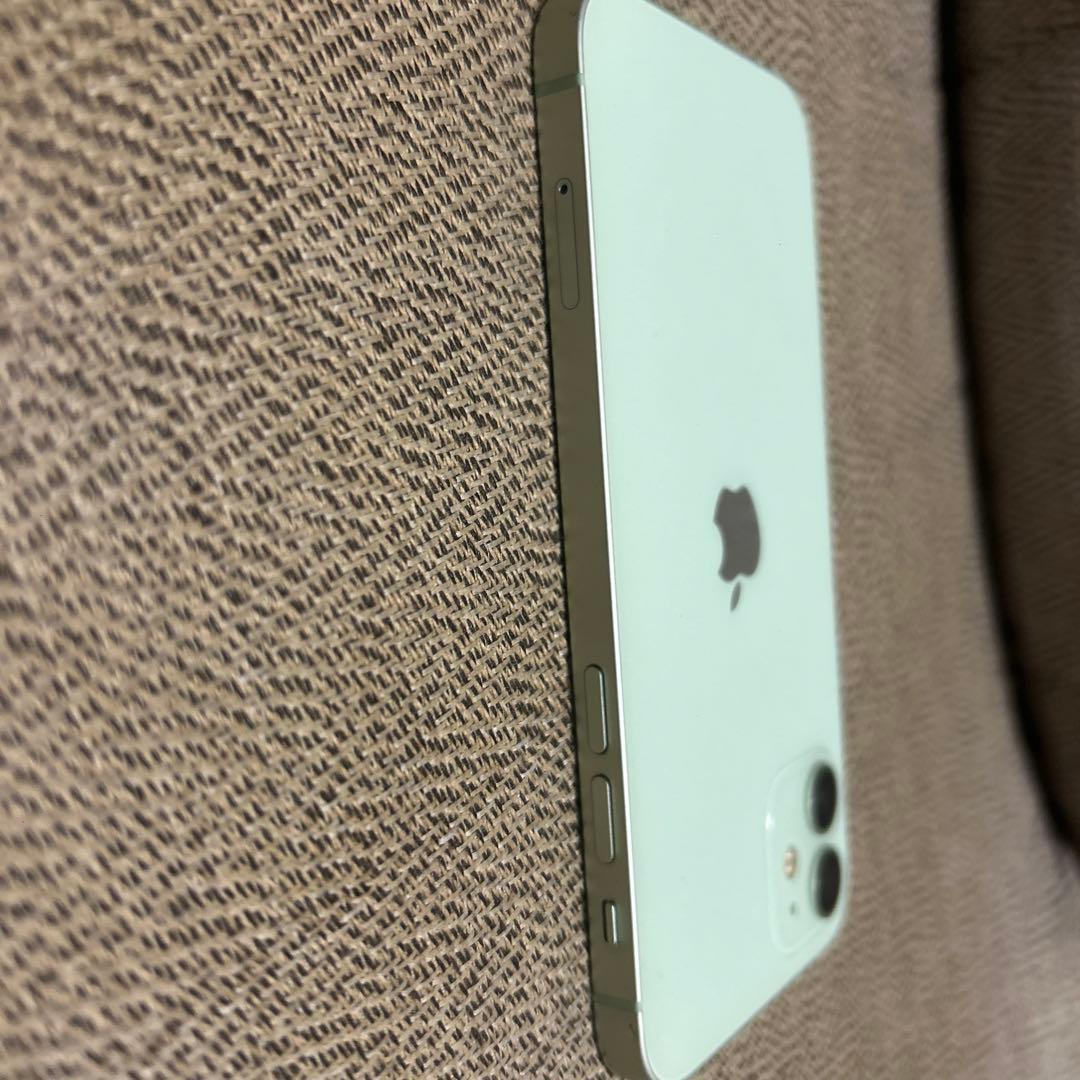 Apple iPhone 12 本体