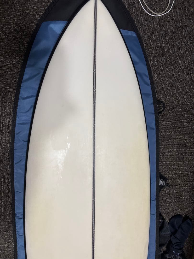 JS INDUSTRIES ブラックバロン　ツインフィン　5.9 33.6ℓ