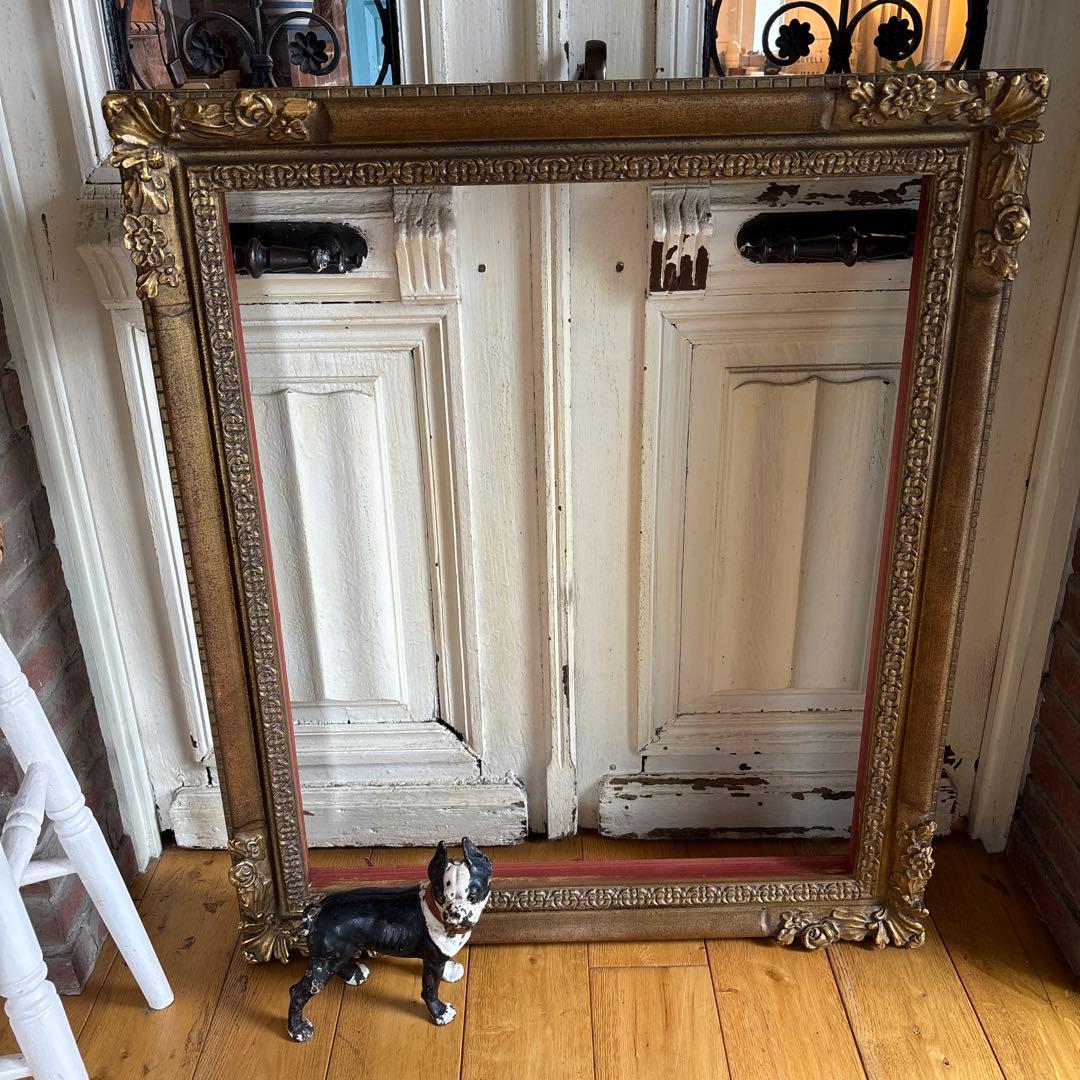 大きな大きなフレームになります。アンティーク　額縁