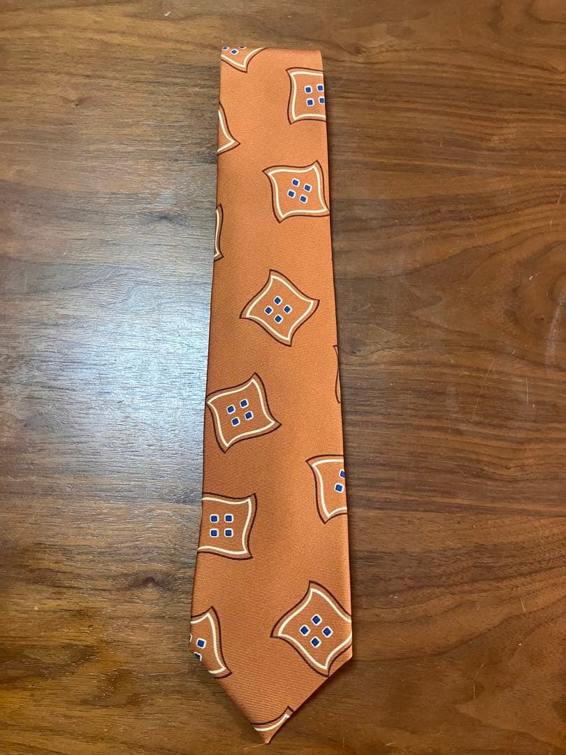 美品⭐︎ホリデー&ブラウン　オレンジ　プリントタイ