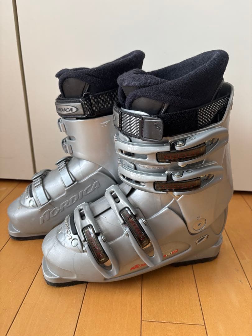 女の子用スキー 150cm フルセット　高学年〜中学生に　※少々難あり