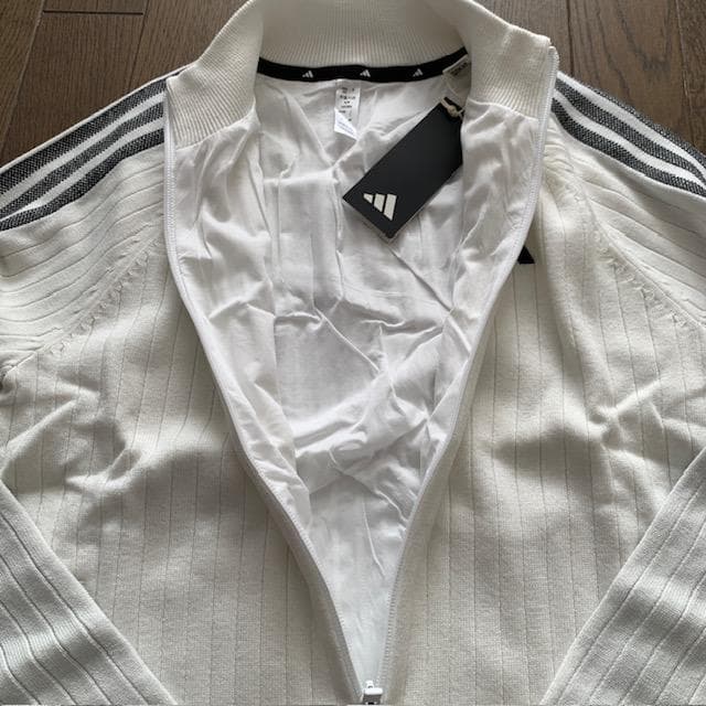 アディダス　ゴルフ　防風　セーター　ニットスカート　上下　レディースL　白