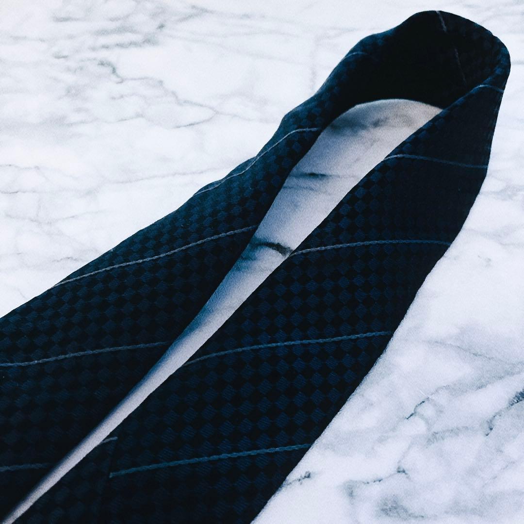 ✨未使用クラス✨ルイヴィトン　マイクロダミエ　ストライプ② LVロゴ　ネクタイ