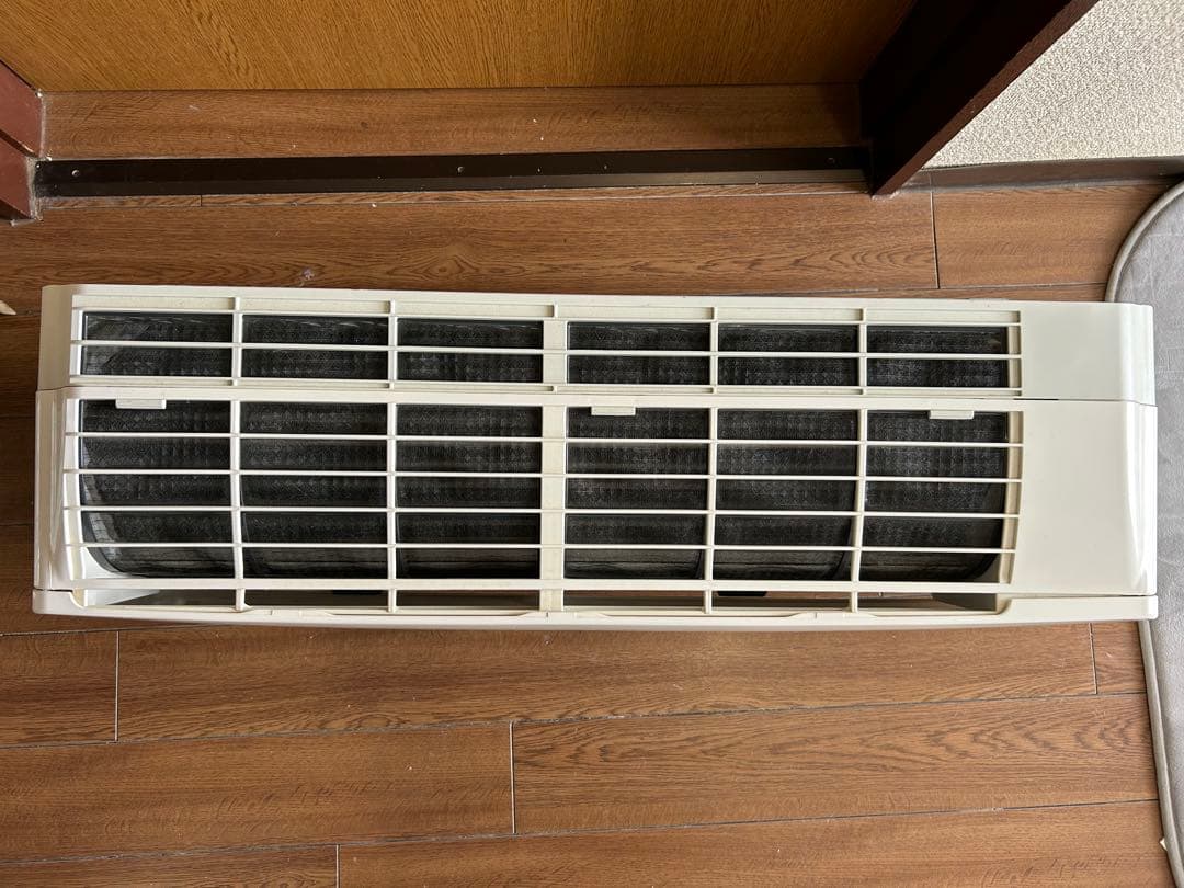 【2018年製】SHARP　ルームエアコン　AY-H22S-W