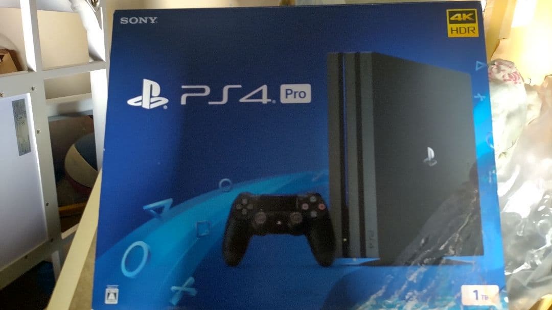 PlayStation®4 Pro ジェット・ブラック 1TB CUH-710…