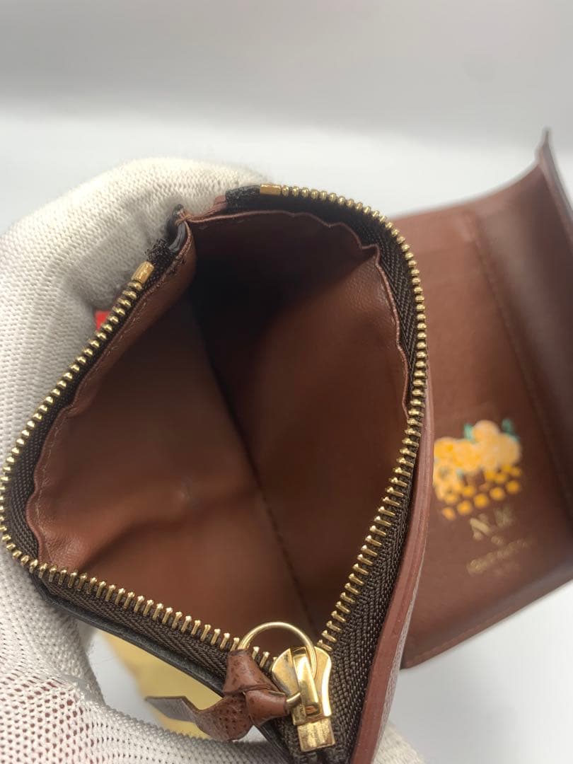 ルイヴィトン モノグラム ポルトフォイユ ヴィクトリーヌフューシャ 三つ折り財布