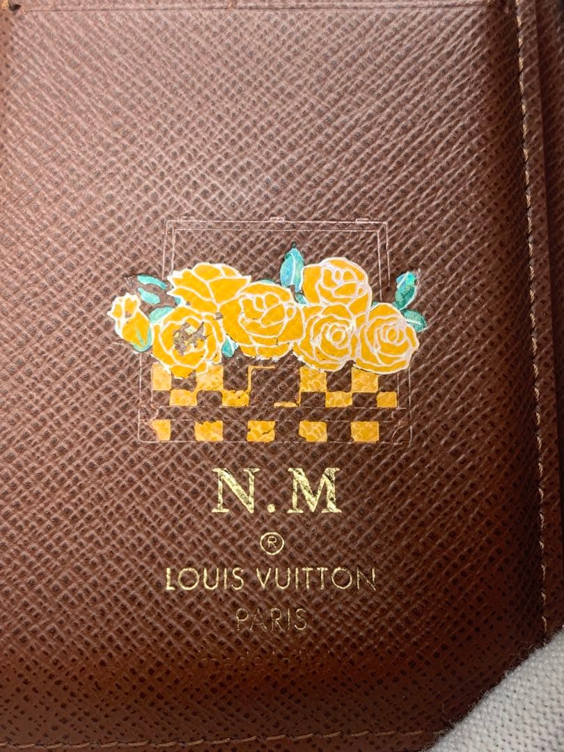 ルイヴィトン モノグラム ポルトフォイユ ヴィクトリーヌフューシャ 三つ折り財布