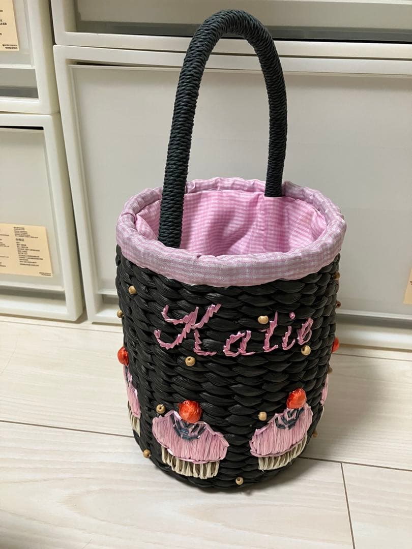 Katie カップケーキデザイン かごバッグ