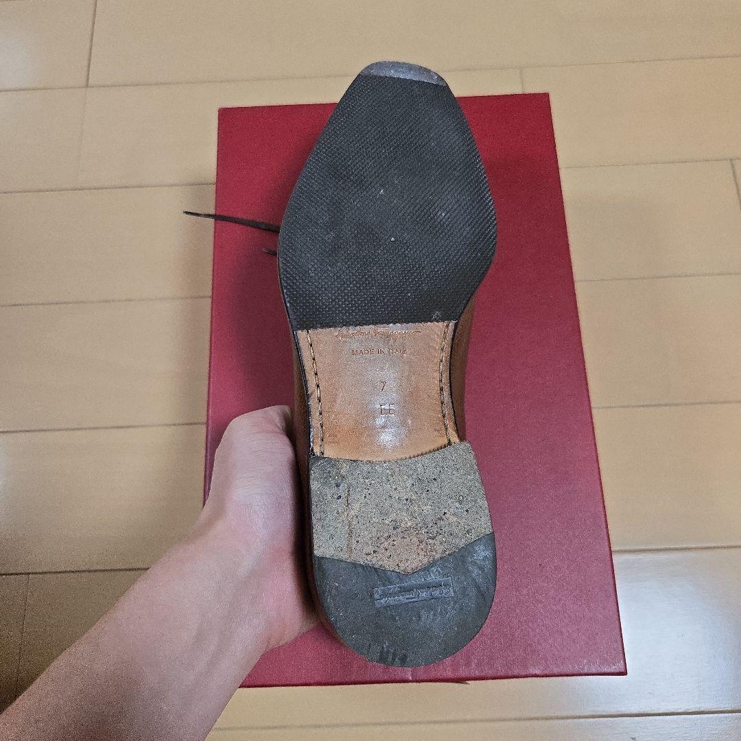 フェラガモ 7EE ブラウン レザーシューズ