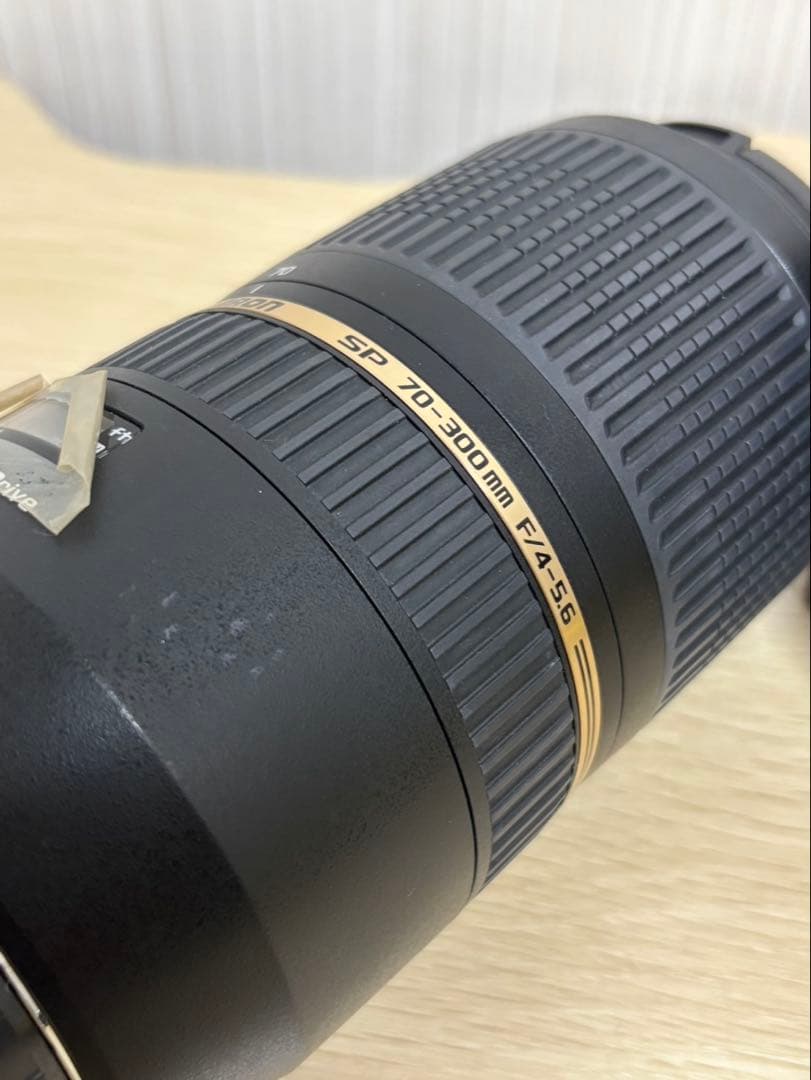 TAMRON タムロン SP 70-300mm f4-5.6 DI VC