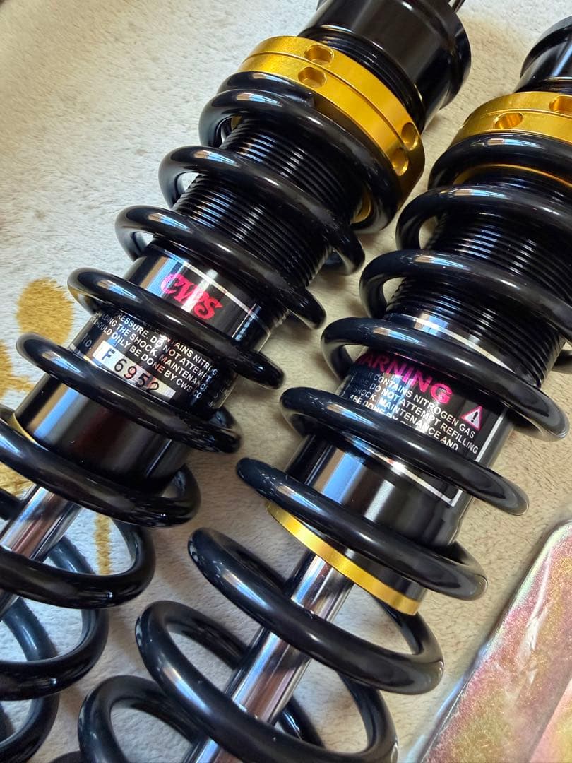 シグナスグリファス　KN企画　スーパーアブソーベントショック　サスペンション