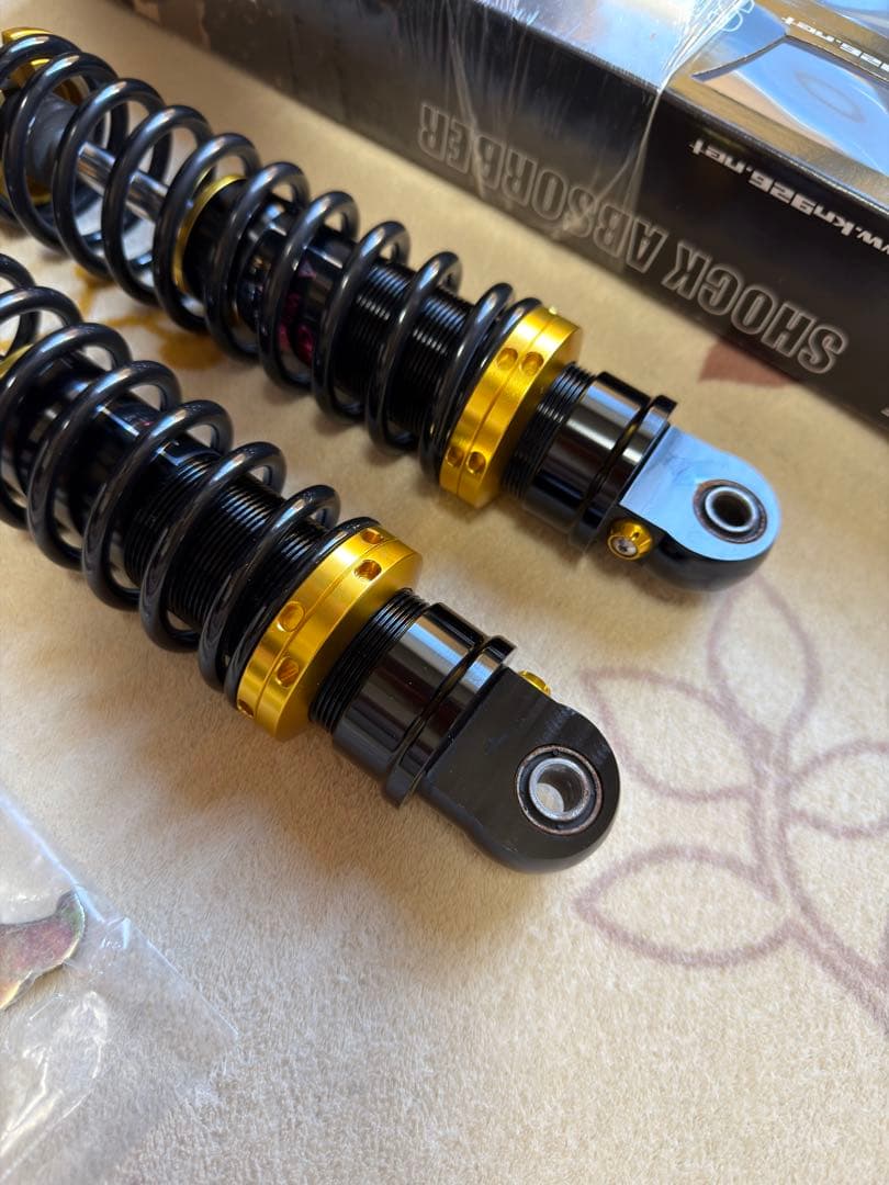 シグナスグリファス　KN企画　スーパーアブソーベントショック　サスペンション