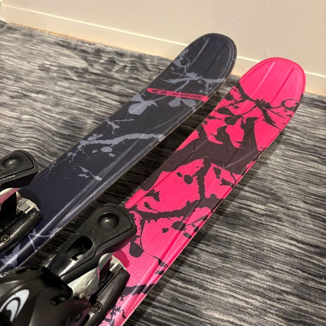 【極美品】SALOMON Temptress スキー板 151cm ストック付き