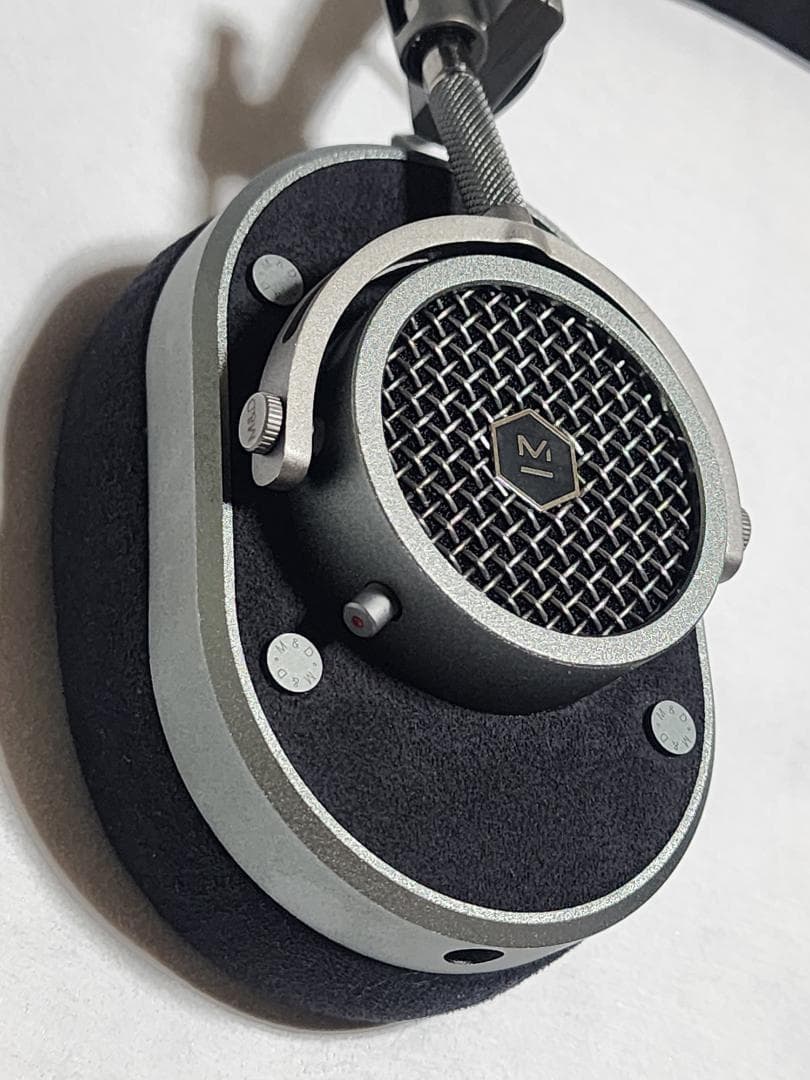 タイムセール【レアカラー】 Master & Dynamic MH40