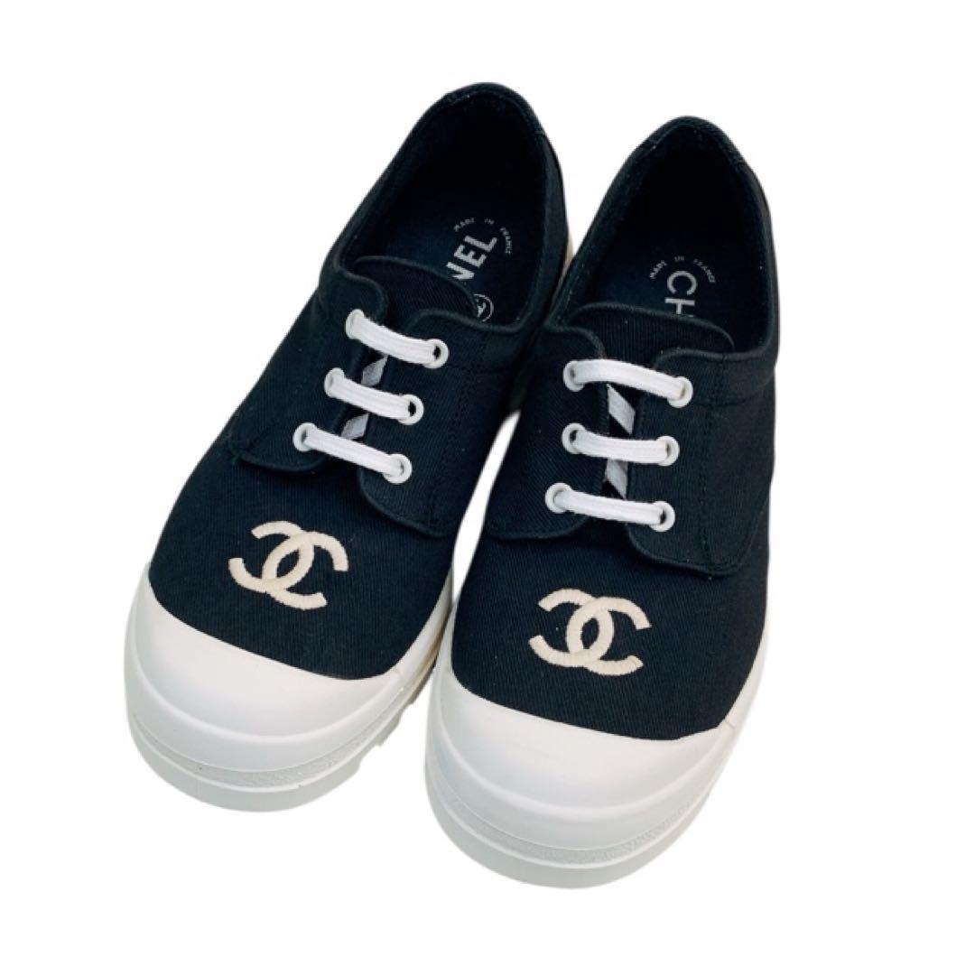 シャネル　スニーカー　黒白　ココマーク　　正規品
