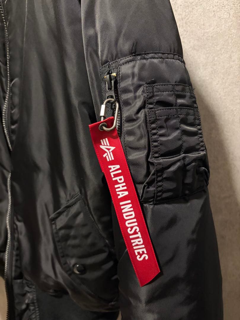 アルファインダストリーズ　ブラック MA-1 M
