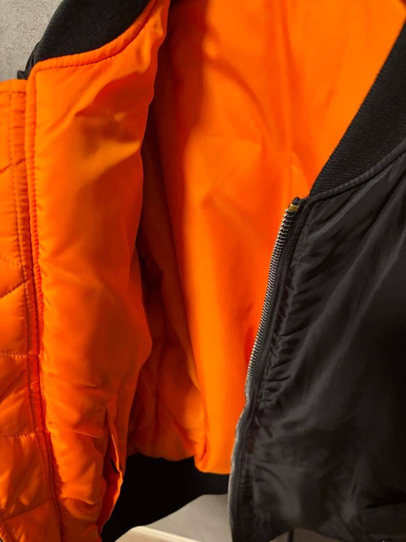 アルファインダストリーズ　ブラック MA-1 M