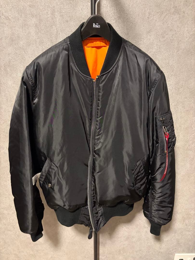 アルファインダストリーズ　ブラック MA-1 M