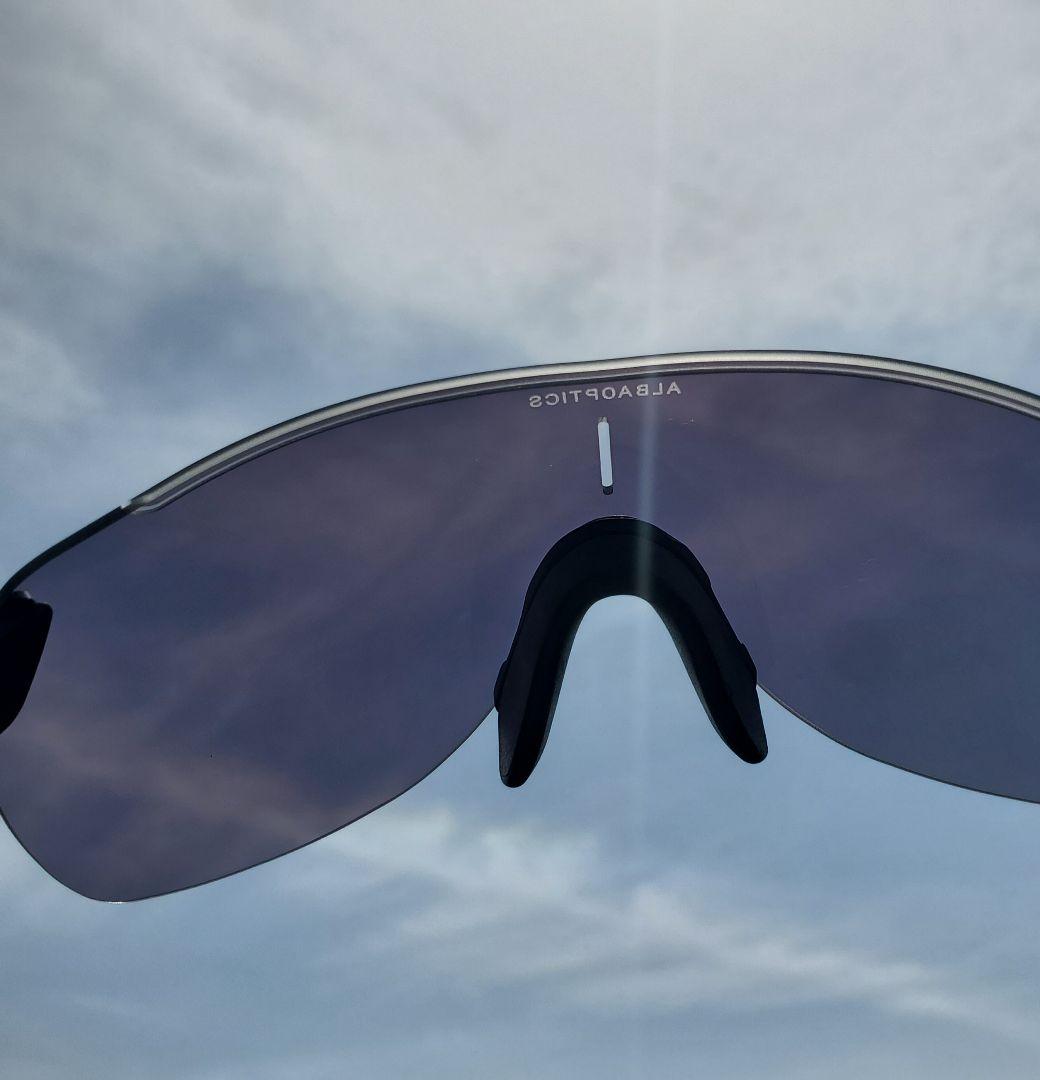 ALBAOPTICS STRATOS 調光レンズ