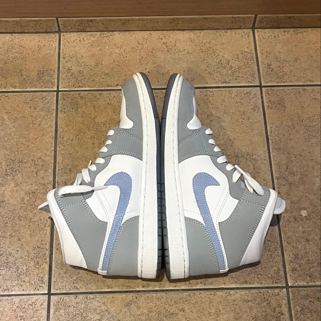 靴 Nike Women's Air Jordan 1 Mid Wolf Grey