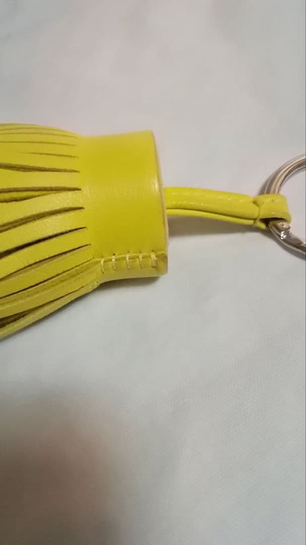 今だけ値下げ　鑑定済み　HERMES　エルメス　カルメン　キーリング　イエロー系