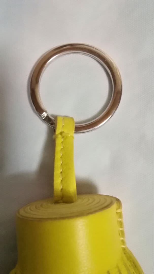 今だけ値下げ　鑑定済み　HERMES　エルメス　カルメン　キーリング　イエロー系