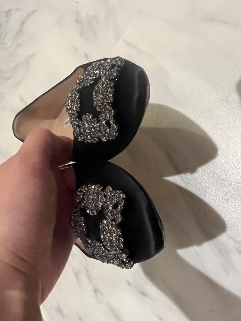 美品　マノロブラニク　ハンギシ　フラットシューズ