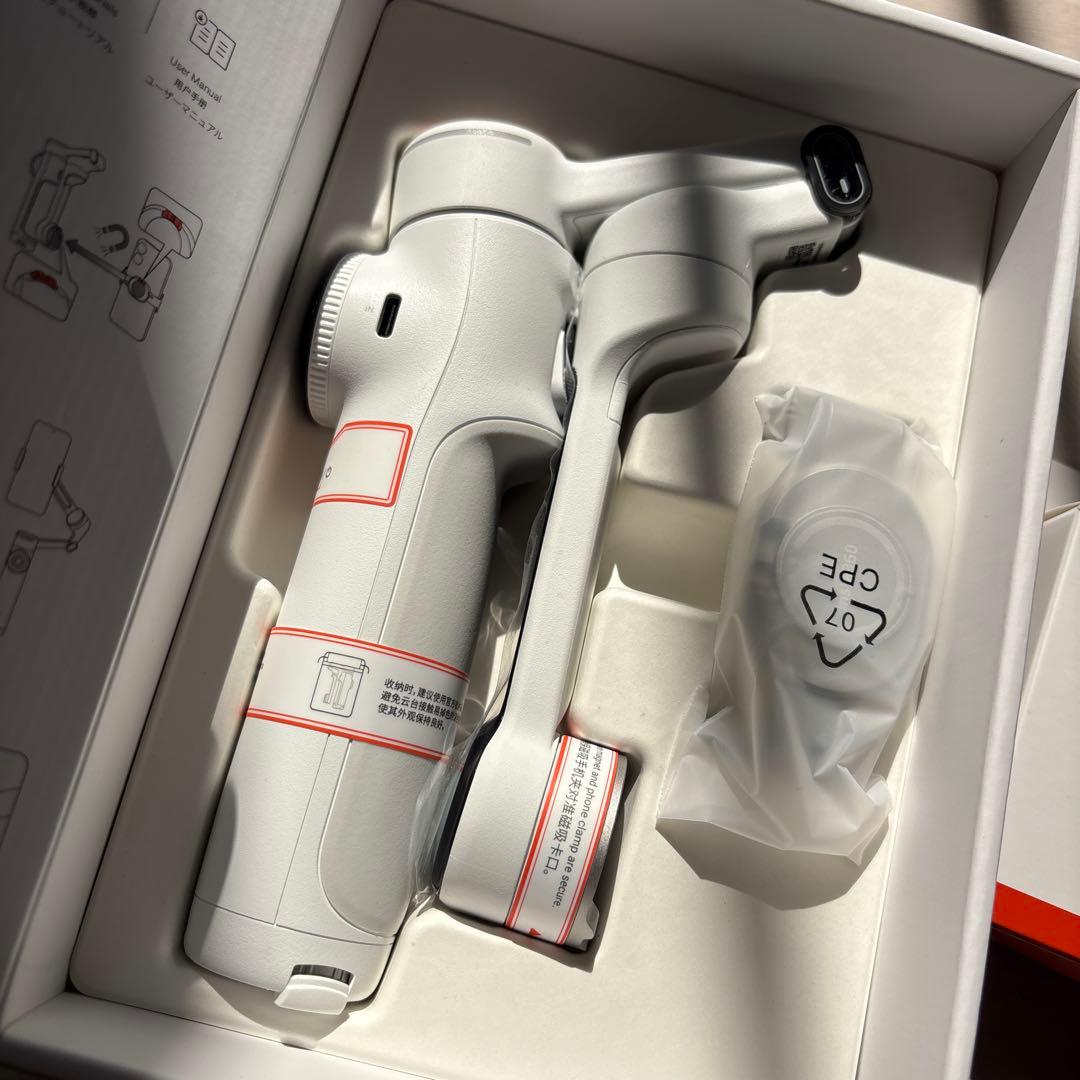 ほぼ新品→Insta360 Flow 2 Pro + マグネット式スマホマウント