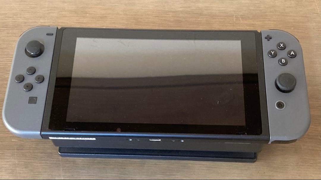 Nintendo Switch 美品　2022年購入　動作確認済み