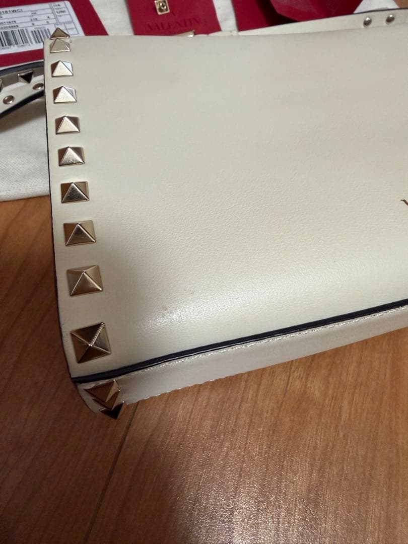 VALENTINO ロックスタッズ　ショルダーバッグ