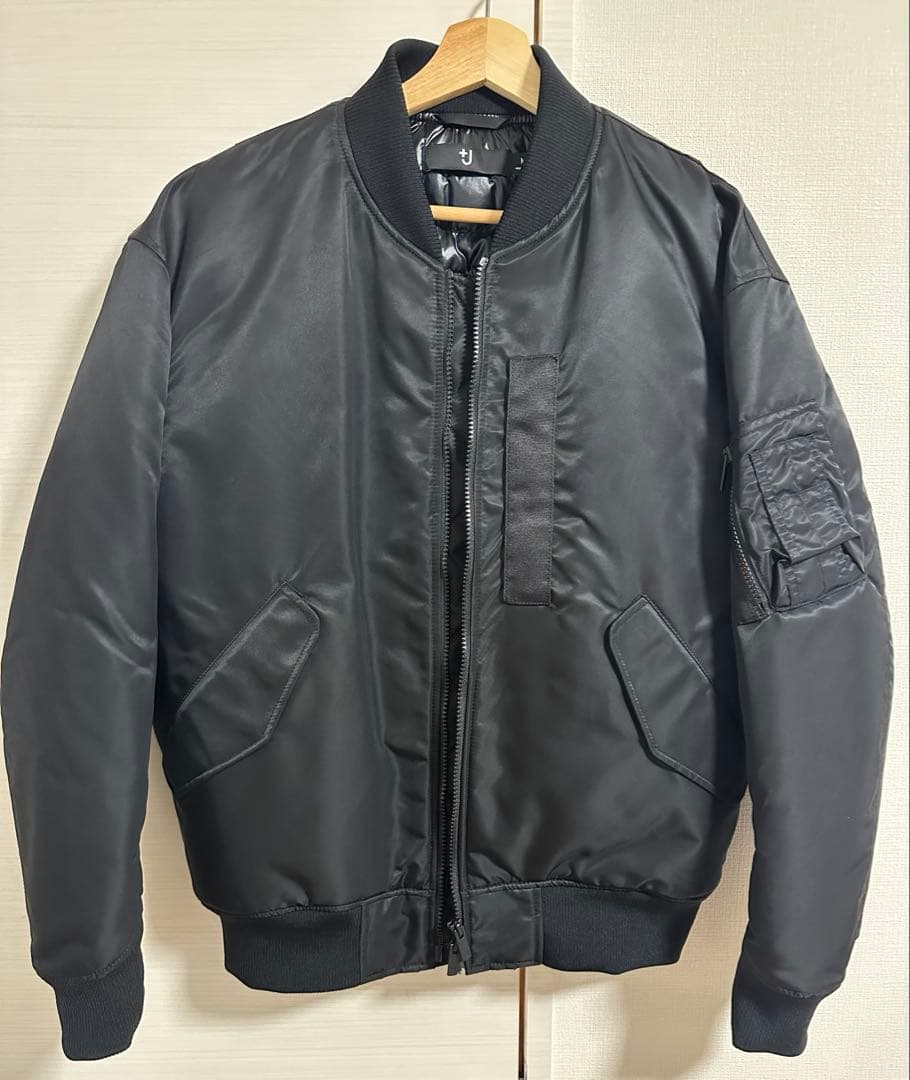 美品★UNIQLO +J ハイブリッドダウンオーバーサイズ M ブラック