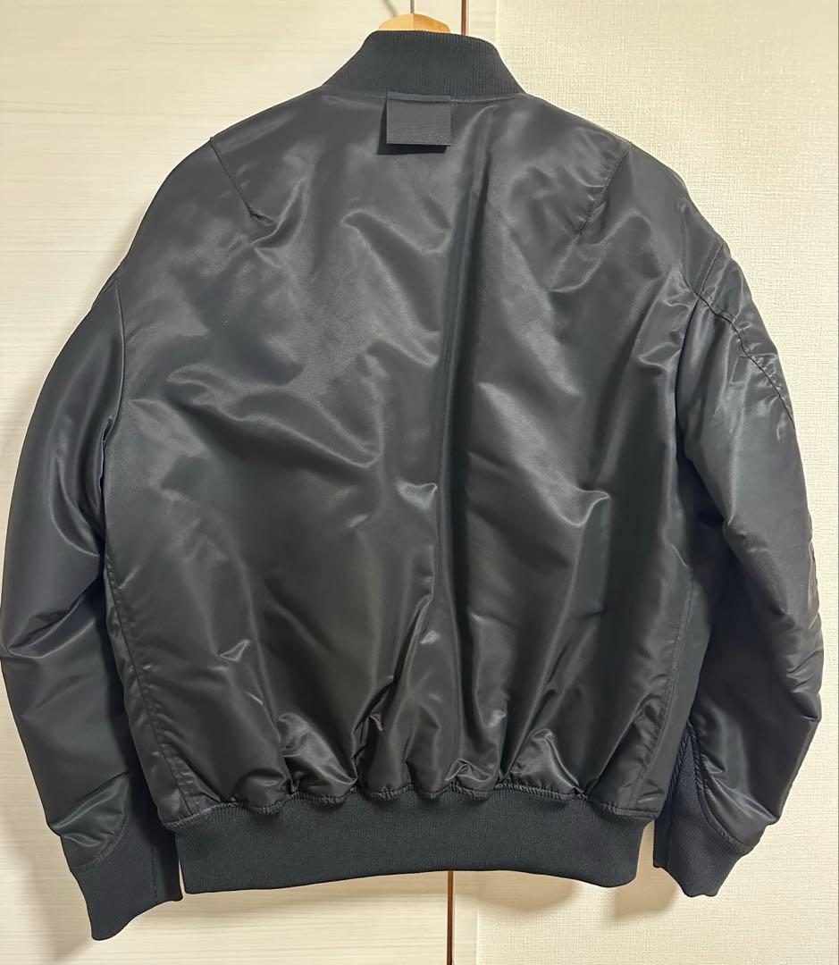 美品★UNIQLO +J ハイブリッドダウンオーバーサイズ M ブラック