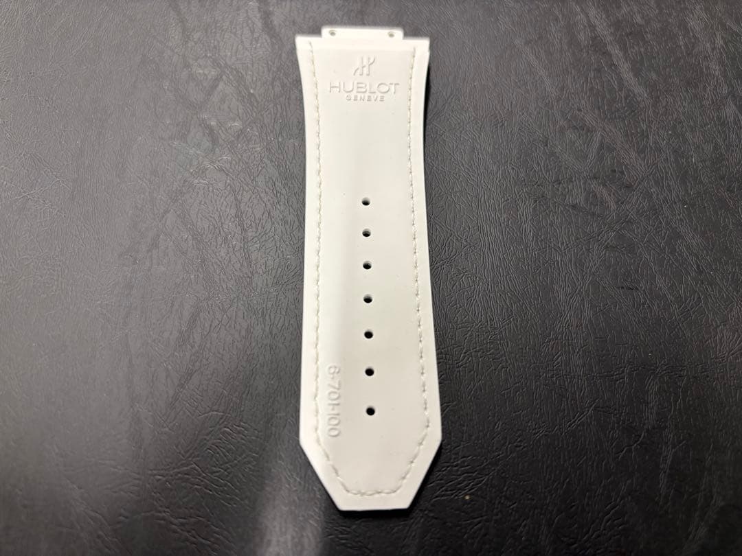 新品HUBLOT 純正ラバーベルト 白　6-701-100 12-701-80