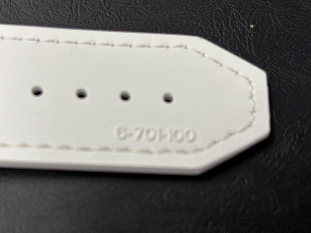 新品HUBLOT 純正ラバーベルト 白　6-701-100 12-701-80