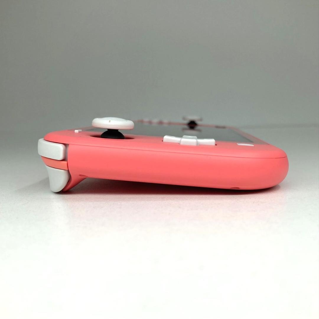 任天堂　ニンテンドー　Nintendo Switch Lite　コーラル