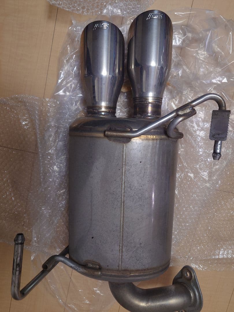 ステンレス製デュアルエキゾーストマフラー