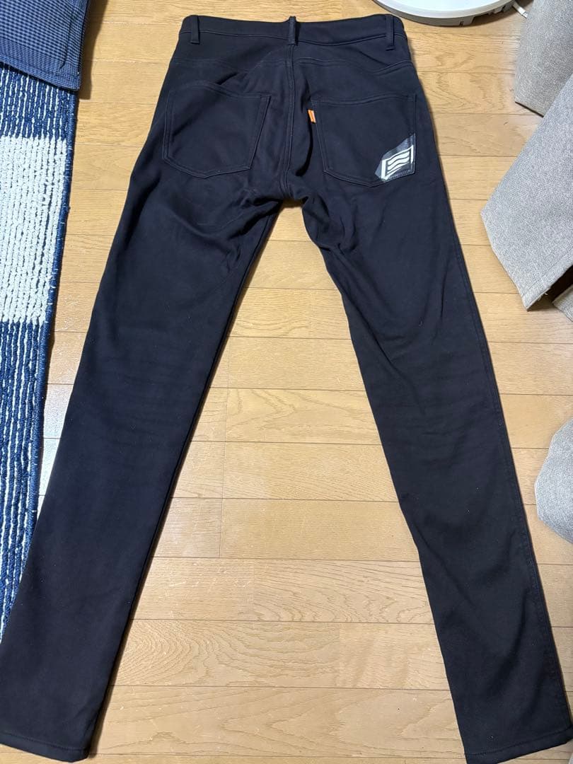 HYOD ヒョウドウ　ブラックジーンズ　28インチ