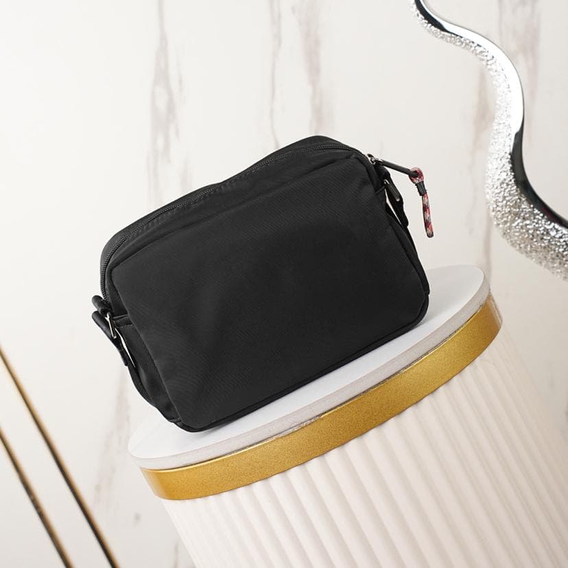 ★美品　BURBERRY ショルダーバッグ