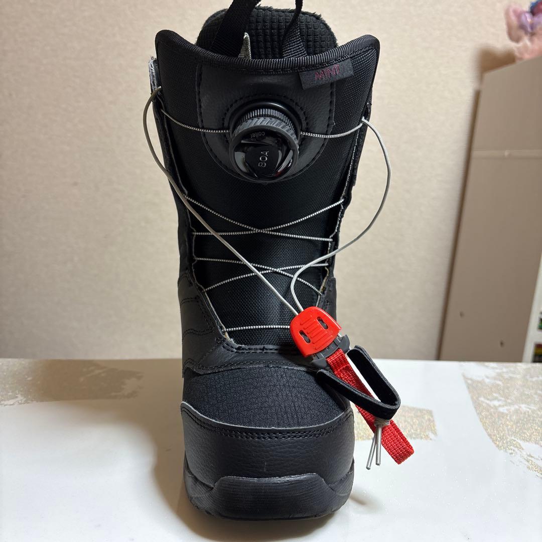 Mint Boa Wide ブラック スノーボードブーツ (女性用)