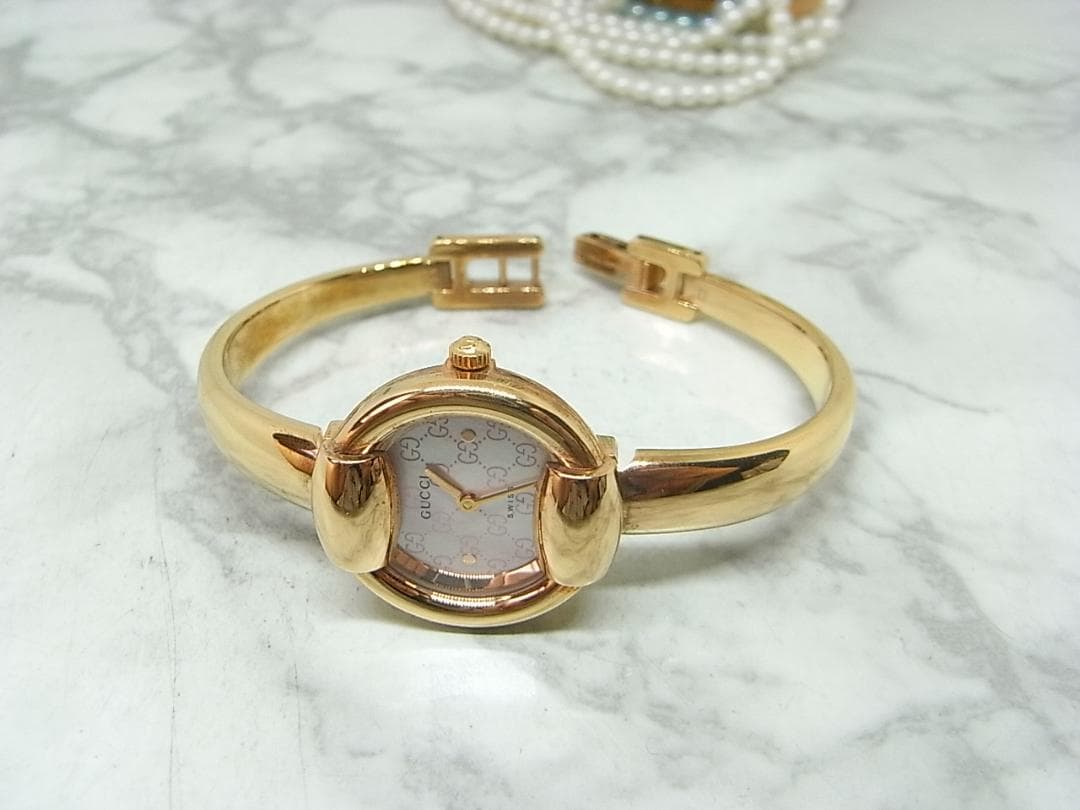 にゃんこ様　美品　グッチ　1400L 　GG文字盤　ピンクゴールド　カラー