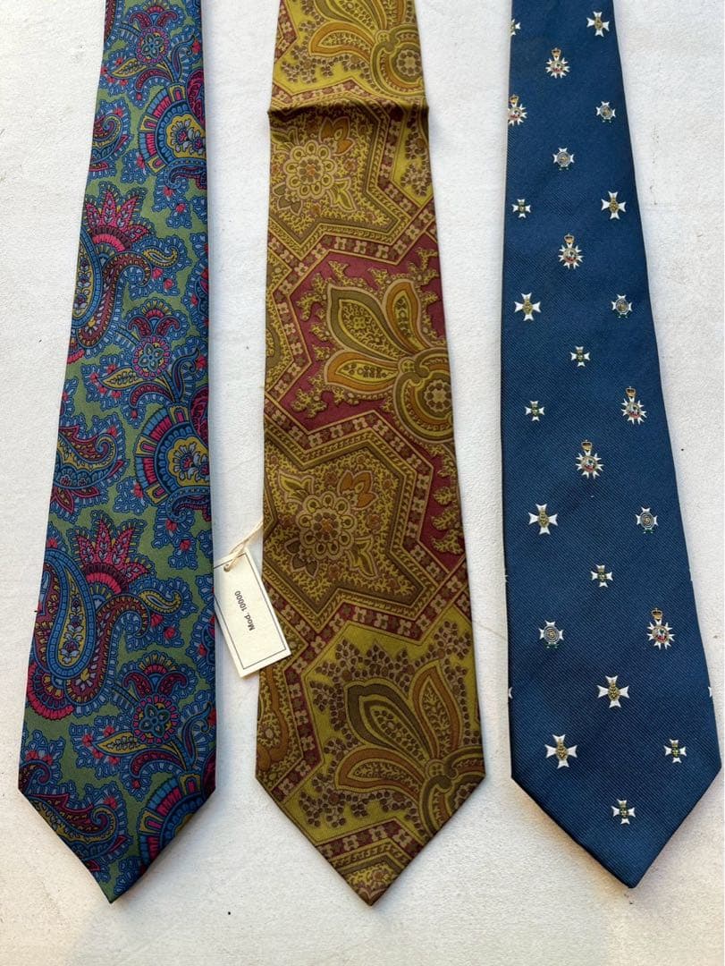 【極美品】ETROシルク ペイズリー柄 他　ネクタイ 3本セット
