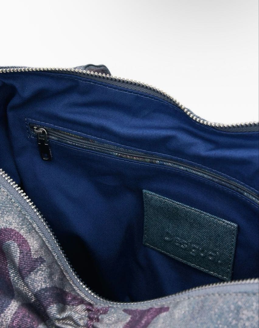 ショルダーバッグ　ギャザーバッグ