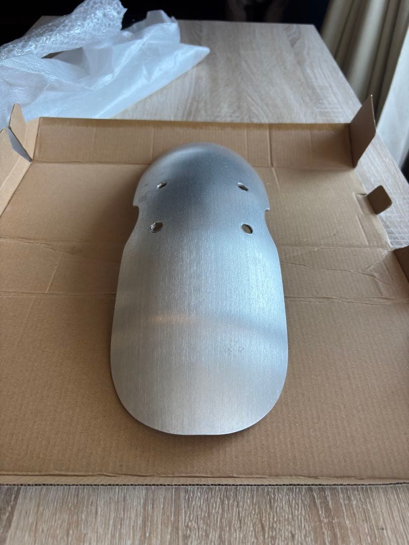 モートーン(Motone) フロントフェンダー SHORTY アルミ ブラッシュ