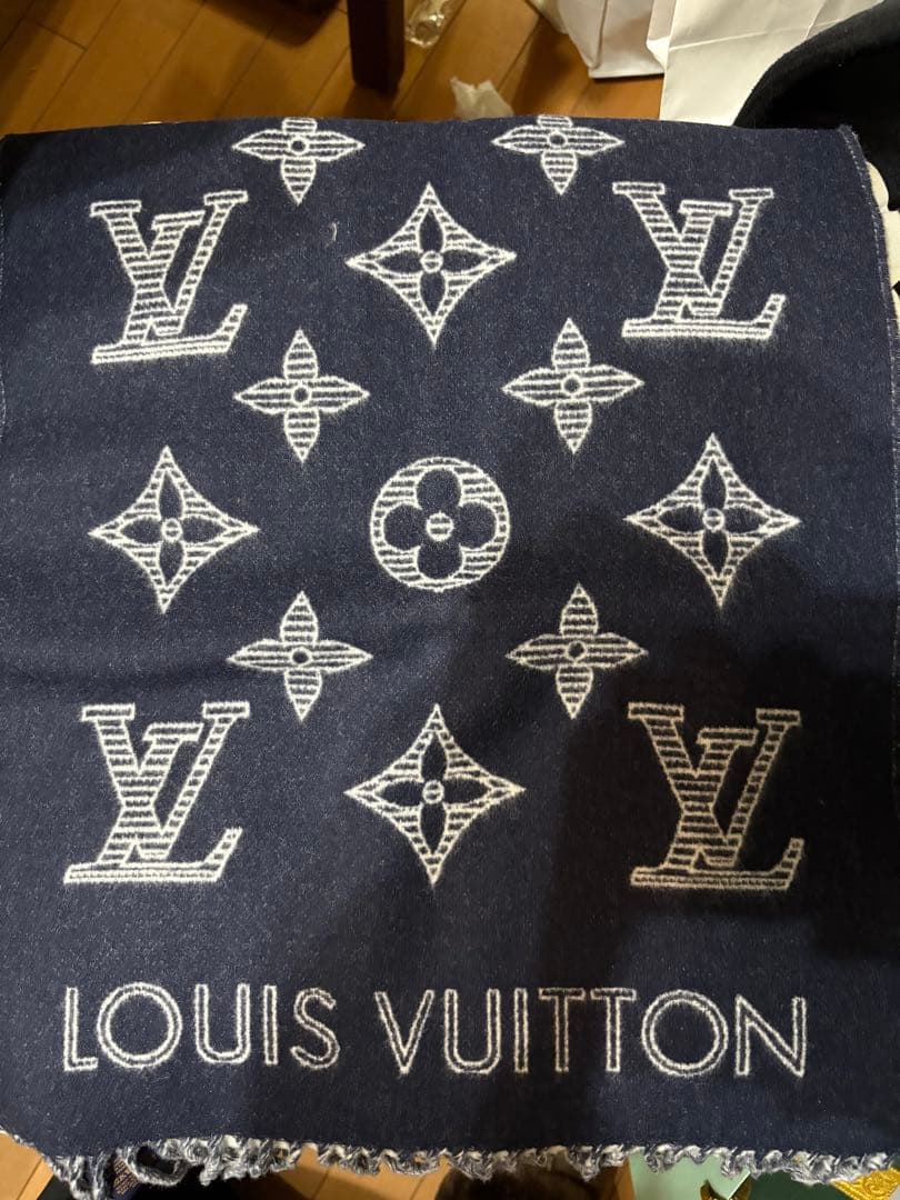 ルイヴィトン マフラー カシミヤ混 エシャルプ モノグラム 紺
