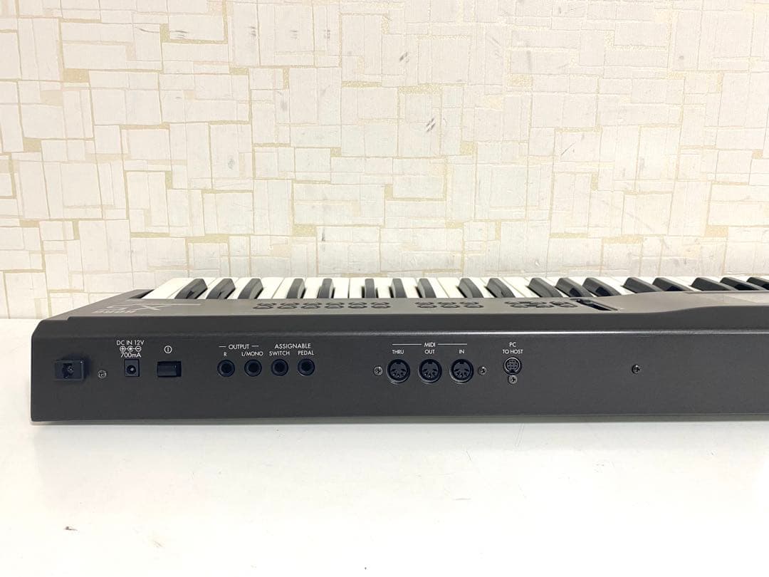 KORG コルグ シンセサイザー X5 ソフトケース付き