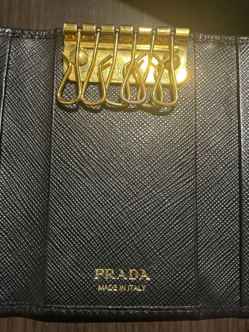 【箱・カード付】PRADA プラダ キーケース サフィアーノ NERO ブラック