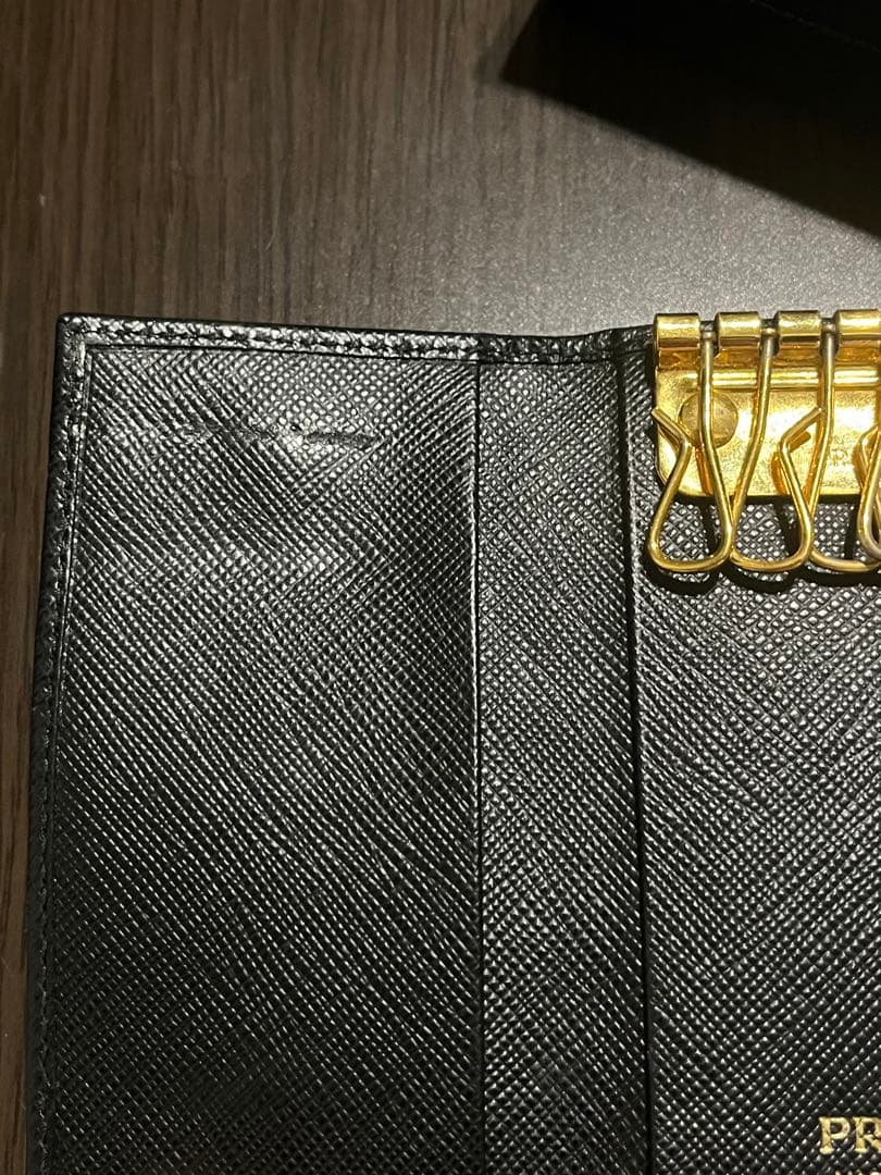 【箱・カード付】PRADA プラダ キーケース サフィアーノ NERO ブラック