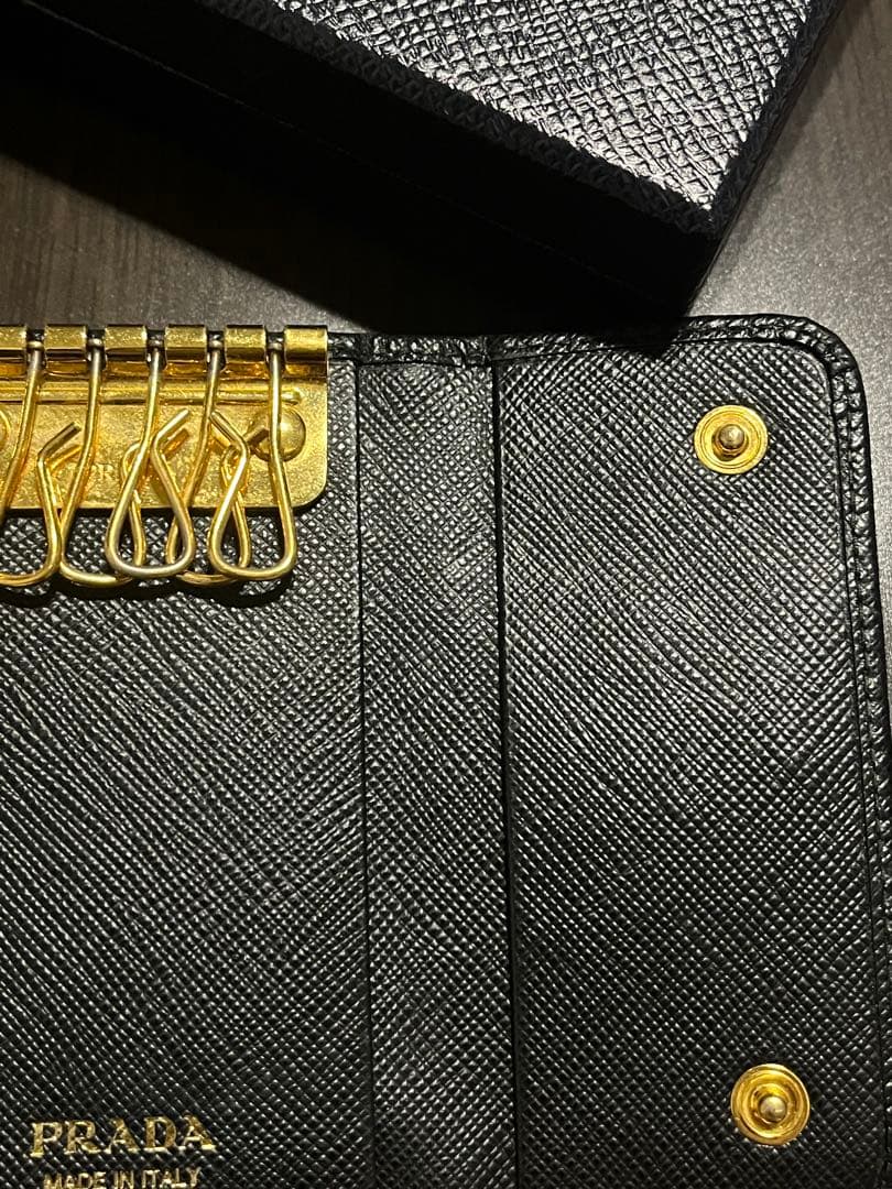 【箱・カード付】PRADA プラダ キーケース サフィアーノ NERO ブラック