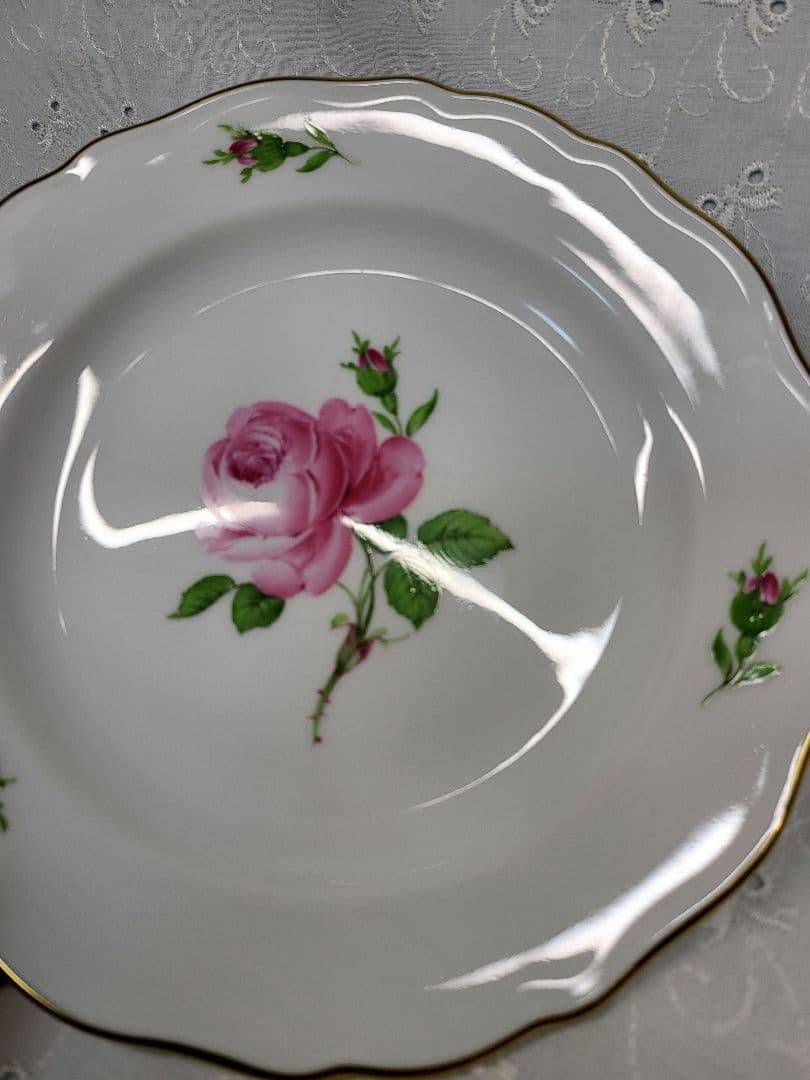 未使用✨マイセン ピンクローズ プレート18cm 皿 ピンク 花