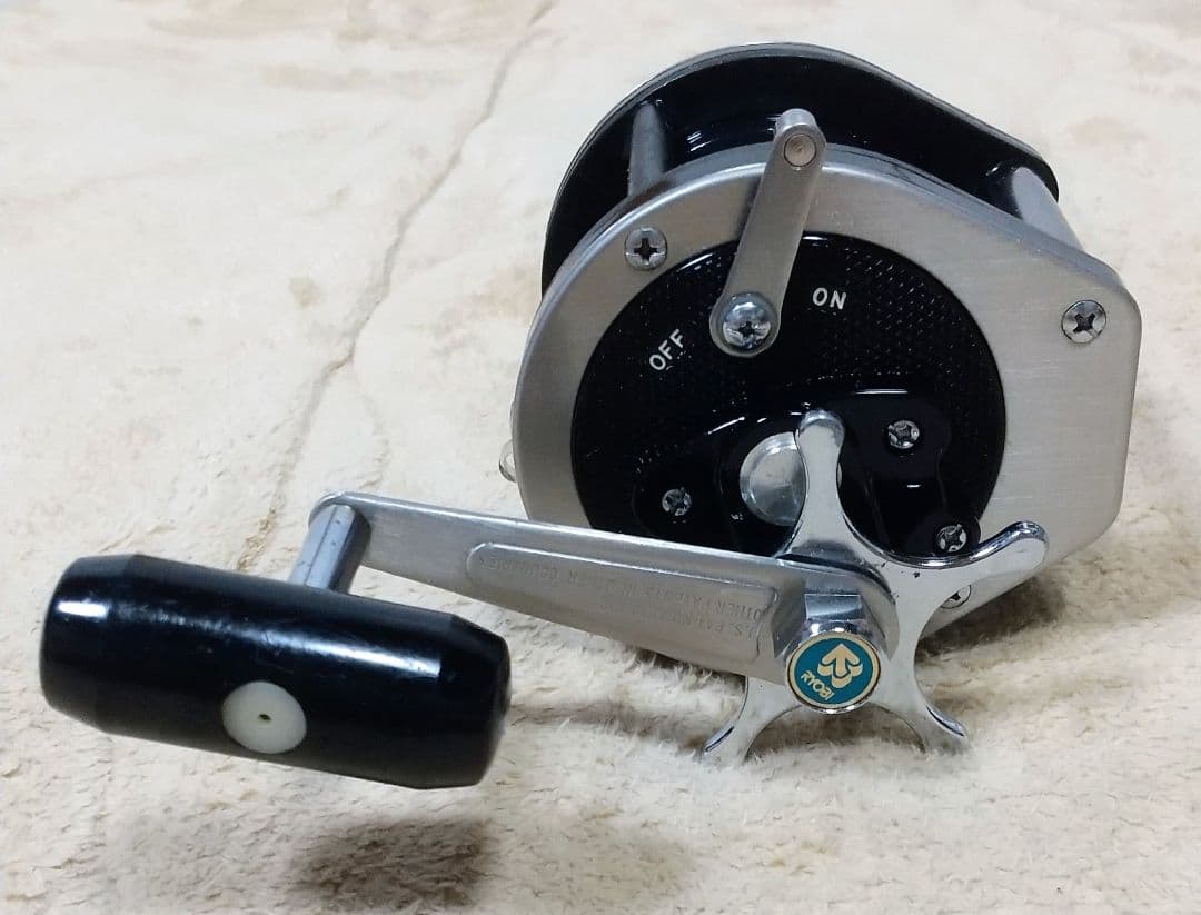 RYOBI リョービ ADVENTURE 80L ベイトリール 状態はキレイです